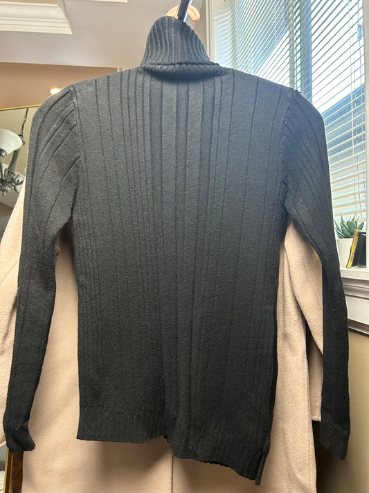 Ribbed Turtleneck Black Sweater