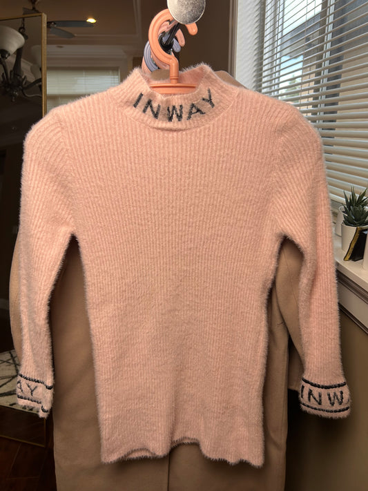 INWAY Crew-Neck Sweater in White